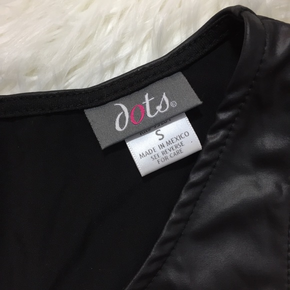 • Dots • - Picture 3 of 8